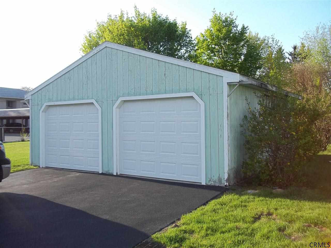 1602 Flower Road Schenectady, NY 12303 - Photo 10 of 25 Photo 10