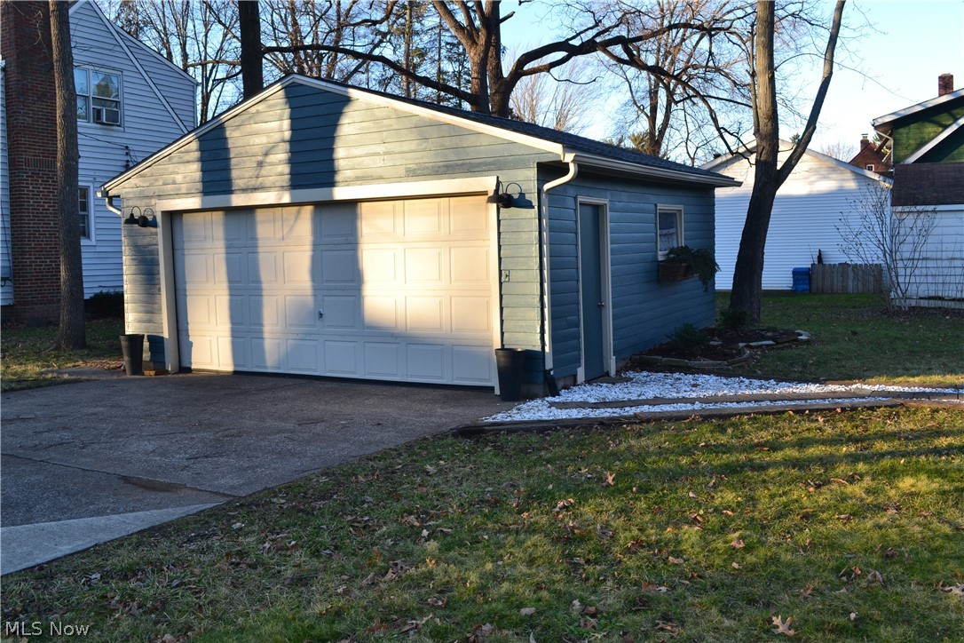 328 Prospect Road Berea, OH 44017 - Photo 3 of 25 Gallery Image 3
