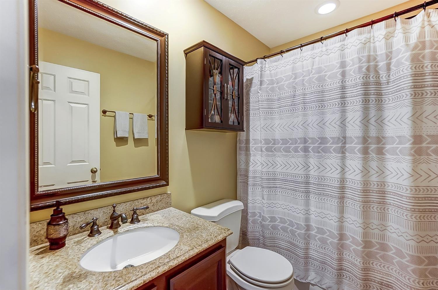 6747 Daleview Road Cincinnati, OH 45247 - Photo 22 of 41