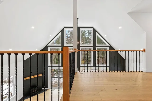 $1,200,000 | 2 Jordan Way, Tuftonboro, NH 03894