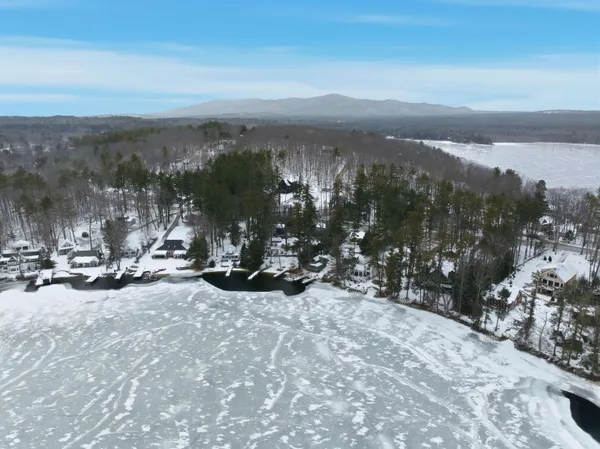 $1,200,000 | 2 Jordan Way, Tuftonboro, NH 03894