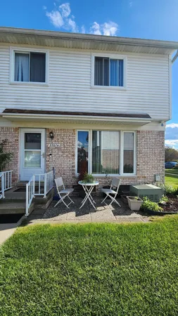 $184,900 | 37674 Colonial Drive South, Westland, MI 48185