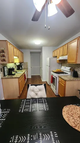 $184,900 | 37674 Colonial Drive South, Westland, MI 48185