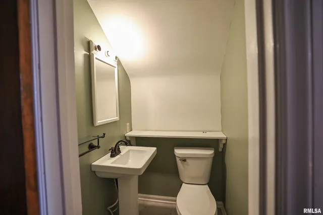 $177,000 | 428 South Madison Street, Pittsfield, IL 62363