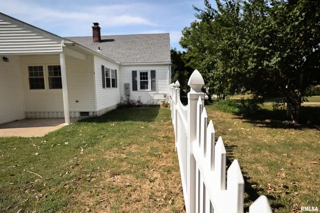$177,000 | 428 South Madison Street, Pittsfield, IL 62363