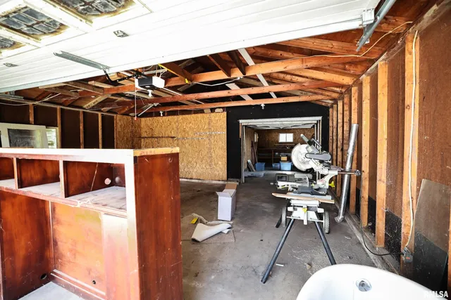 $177,000 | 428 South Madison Street, Pittsfield, IL 62363