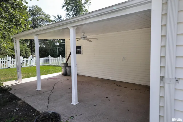 $177,000 | 428 South Madison Street, Pittsfield, IL 62363