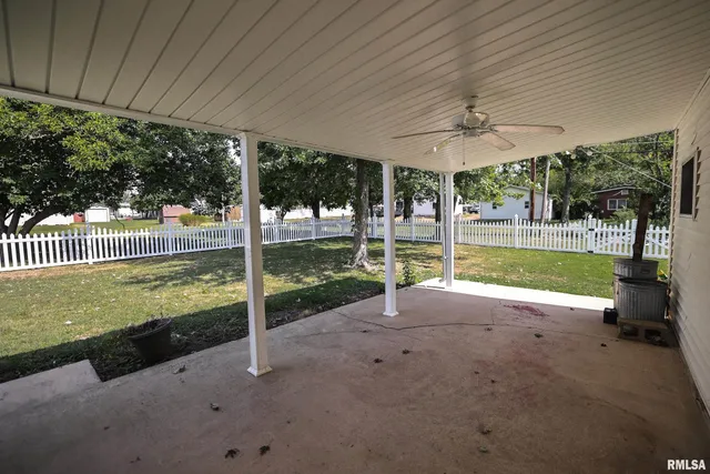 $177,000 | 428 South Madison Street, Pittsfield, IL 62363