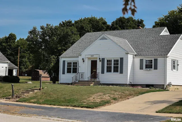 $177,000 | 428 South Madison Street, Pittsfield, IL 62363