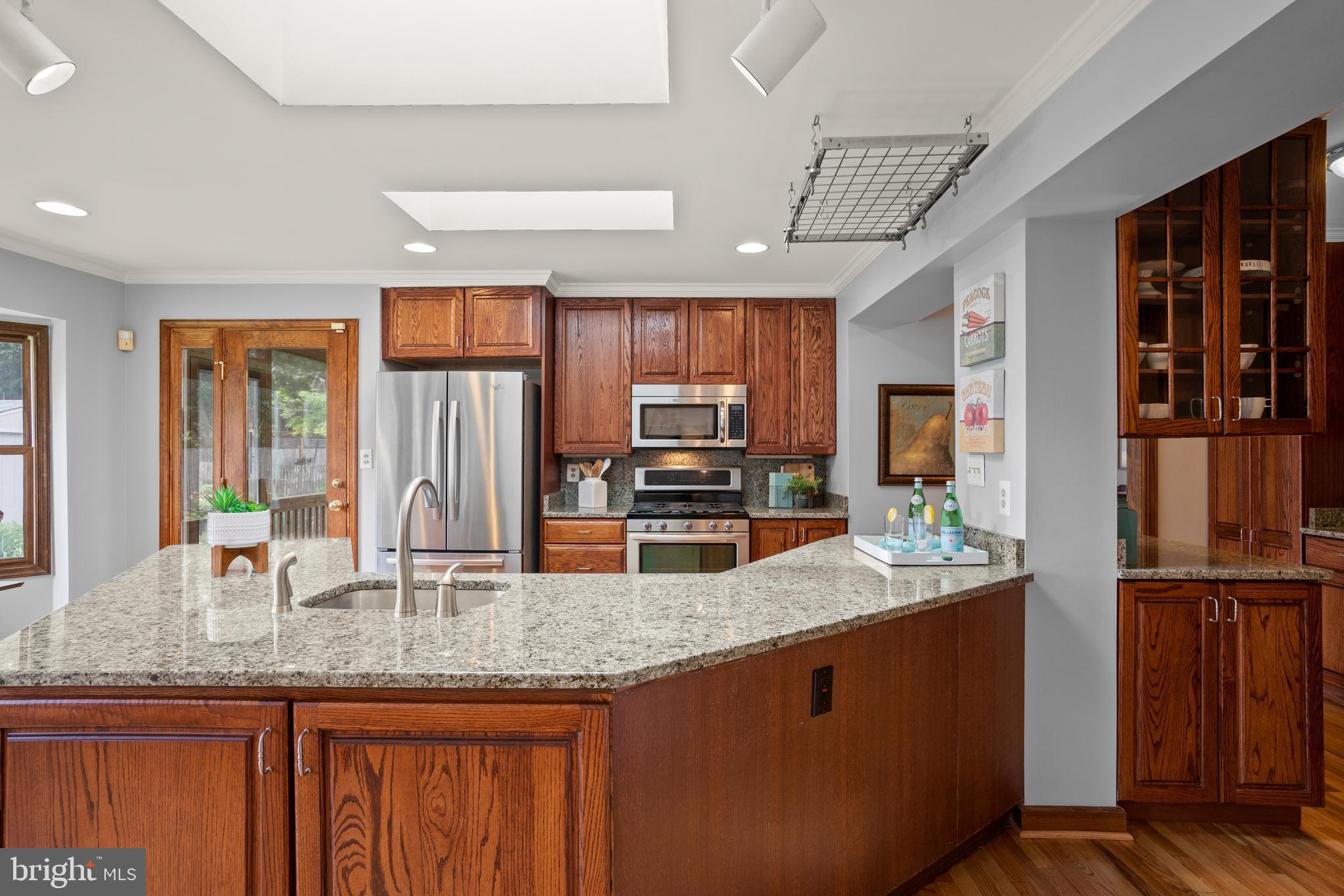 1233 Kensington Road McLean, VA 22101 - Photo 11 of 36 Gallery Image 11