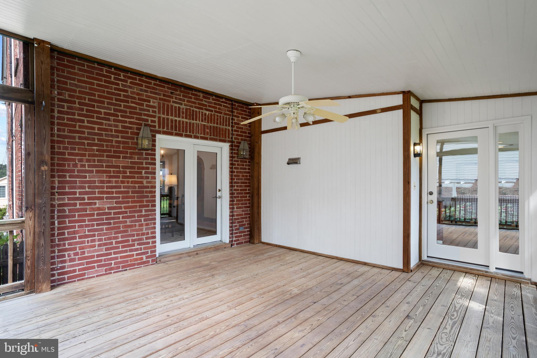 1233 Kensington Road McLean, VA 22101 - Photo 17 of 36 Gallery Image 17