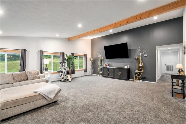 $550,000 | 8861 South Big Buck Lane, Newaygo, MI 49337