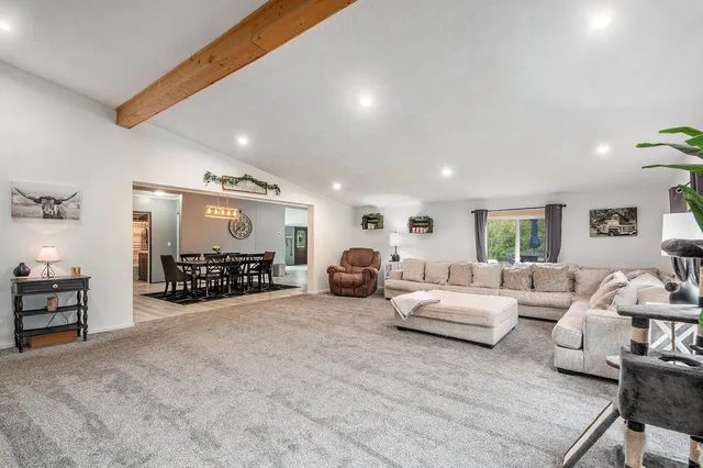 $550,000 | 8861 South Big Buck Lane, Newaygo, MI 49337