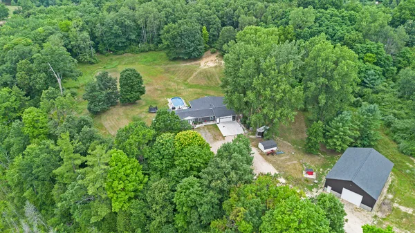 $550,000 | 8861 South Big Buck Lane, Newaygo, MI 49337