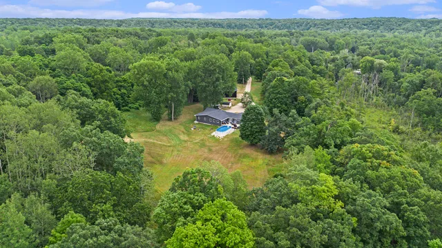 $550,000 | 8861 South Big Buck Lane, Newaygo, MI 49337