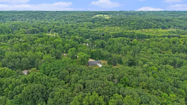 $550,000 | 8861 South Big Buck Lane, Newaygo, MI 49337