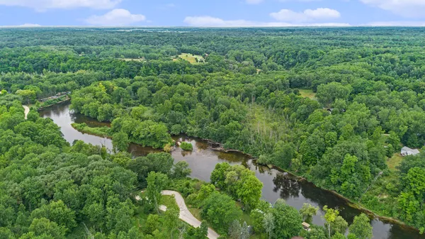 $550,000 | 8861 South Big Buck Lane, Newaygo, MI 49337