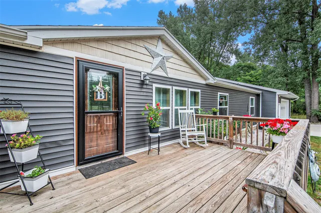 $550,000 | 8861 South Big Buck Lane, Newaygo, MI 49337