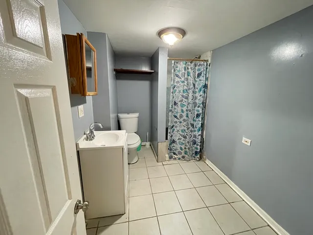 $180,000 | 15736 Lathrop Avenue, Harvey, IL 60426