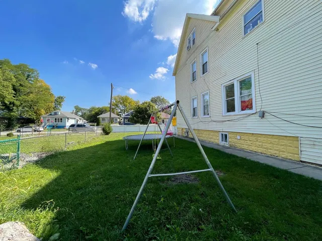 $180,000 | 15736 Lathrop Avenue, Harvey, IL 60426