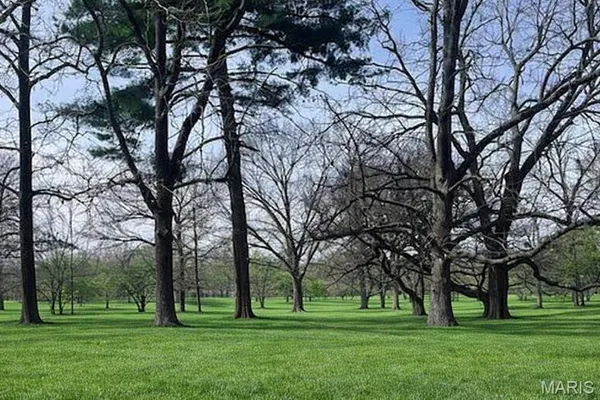 $189,900 | 6100 Carlsbad Avenue, St. Louis, MO 63116