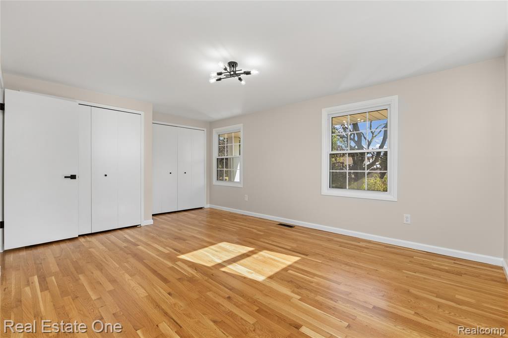 25695 Branchaster Road Farmington Hills, MI 48336 - Photo 33 of 58 Gallery Image 33