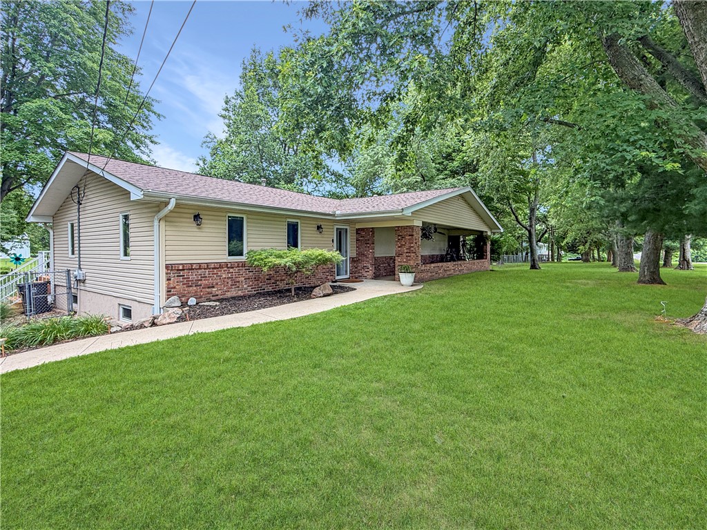 1265 West Ash Avenue Decatur, IL 62526 - Photo 2 of 39