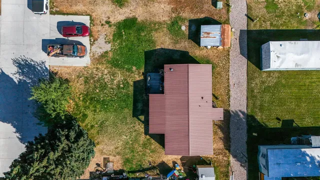 $80,000 | 40414 North Newport Highway, Unit 40, Elk, WA 99009