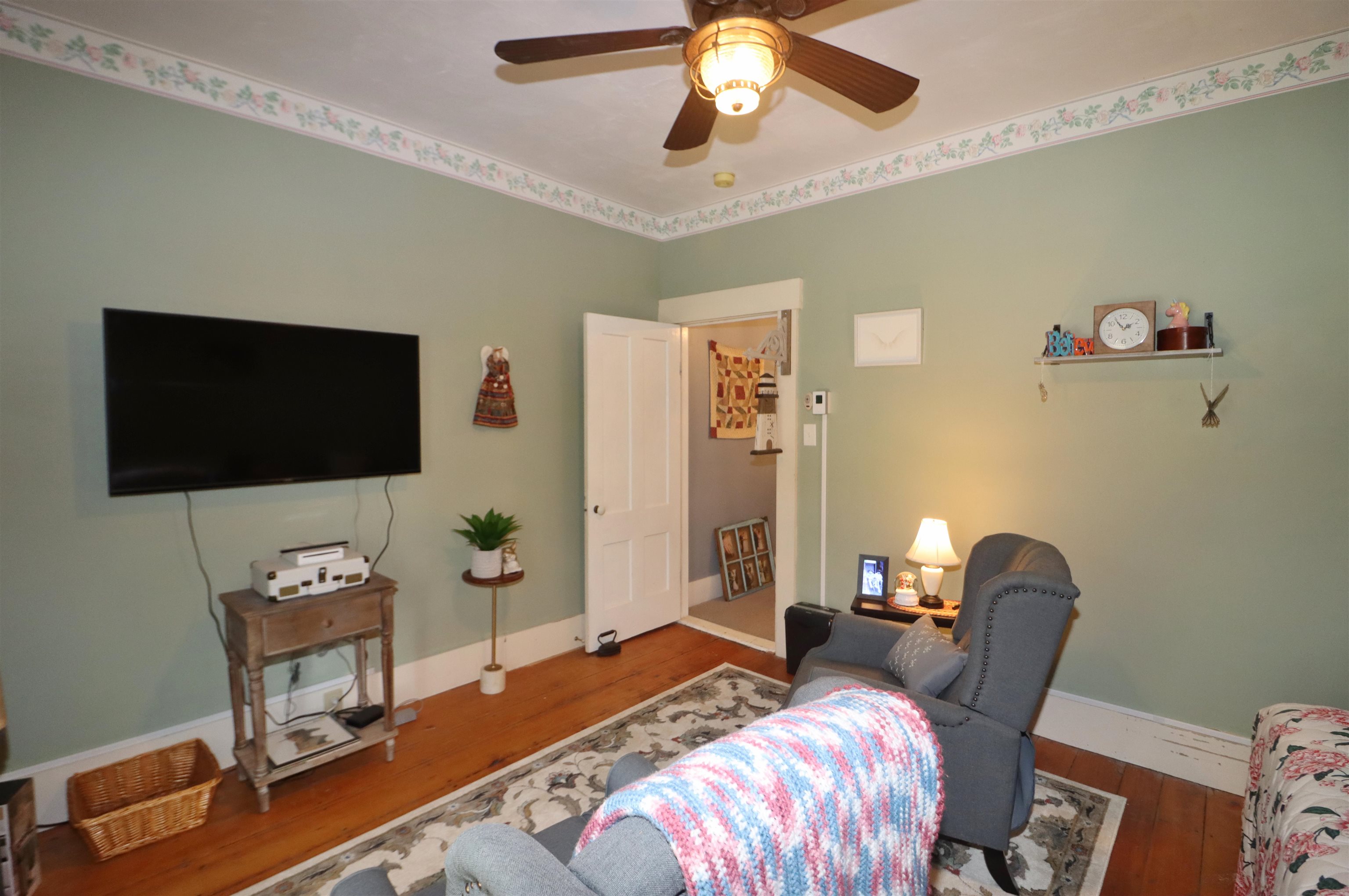 33 Jefferson Road Whitefield, NH 03598 - Photo 14 of 36