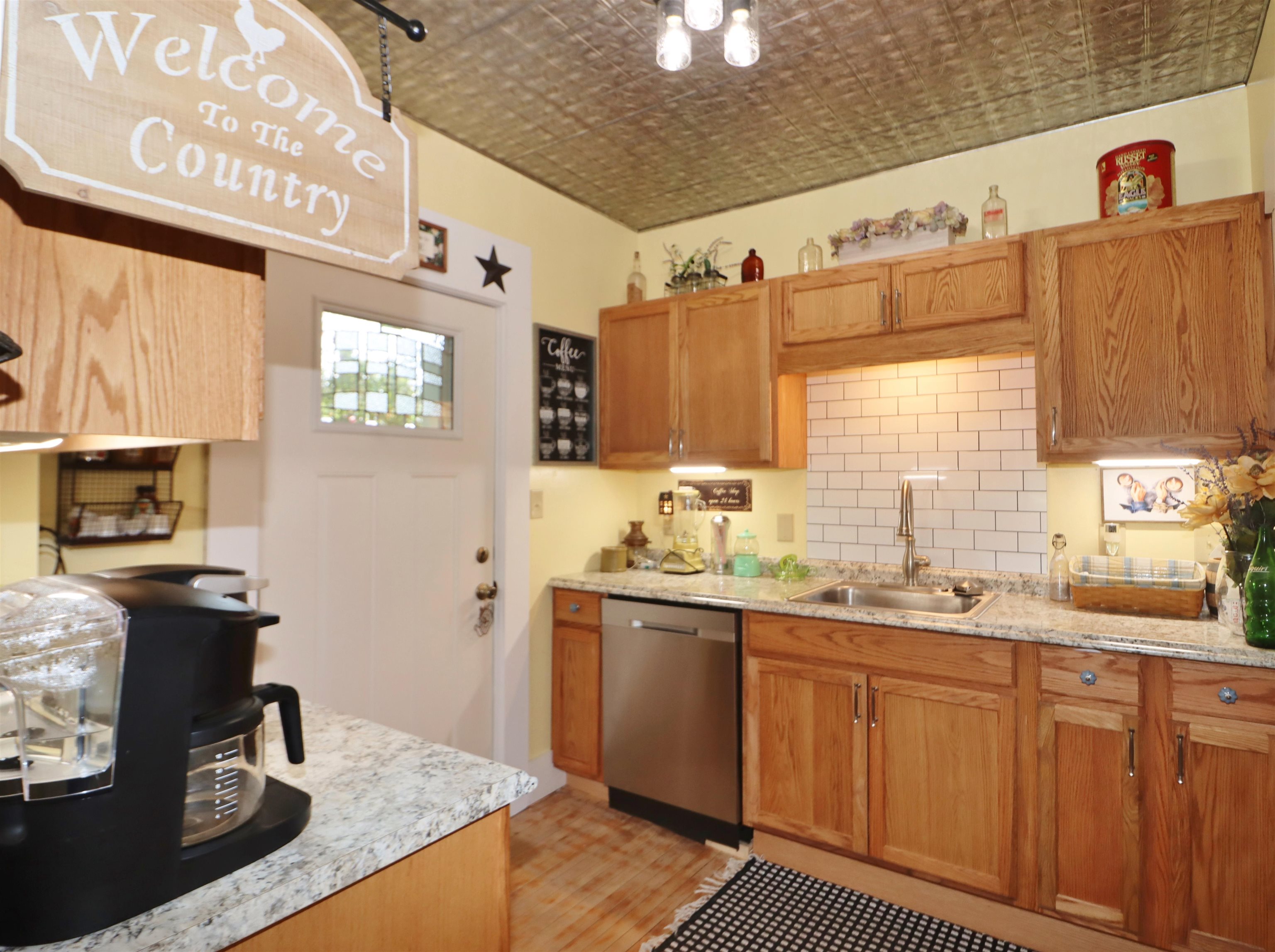 33 Jefferson Road Whitefield, NH 03598 - Photo 10 of 36