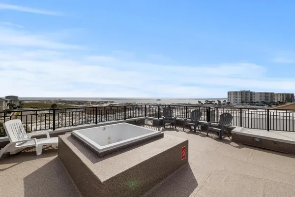 $3,430,000 | 34 Gulf Breeze Court, Destin, FL 32541