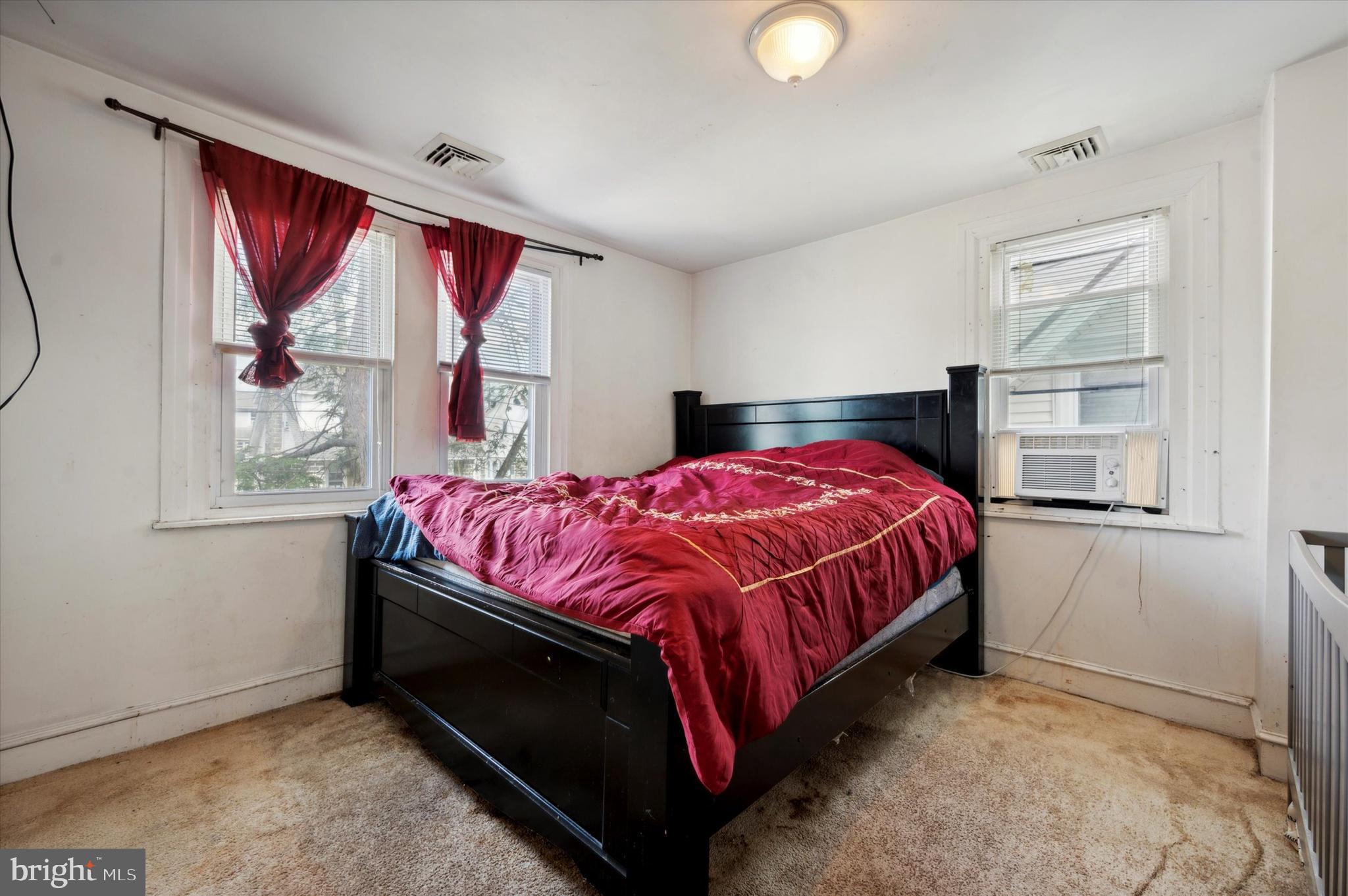 109 Kenmore Road Upper Darby, PA 19082 - Photo 12 of 21 Primary Bedroom