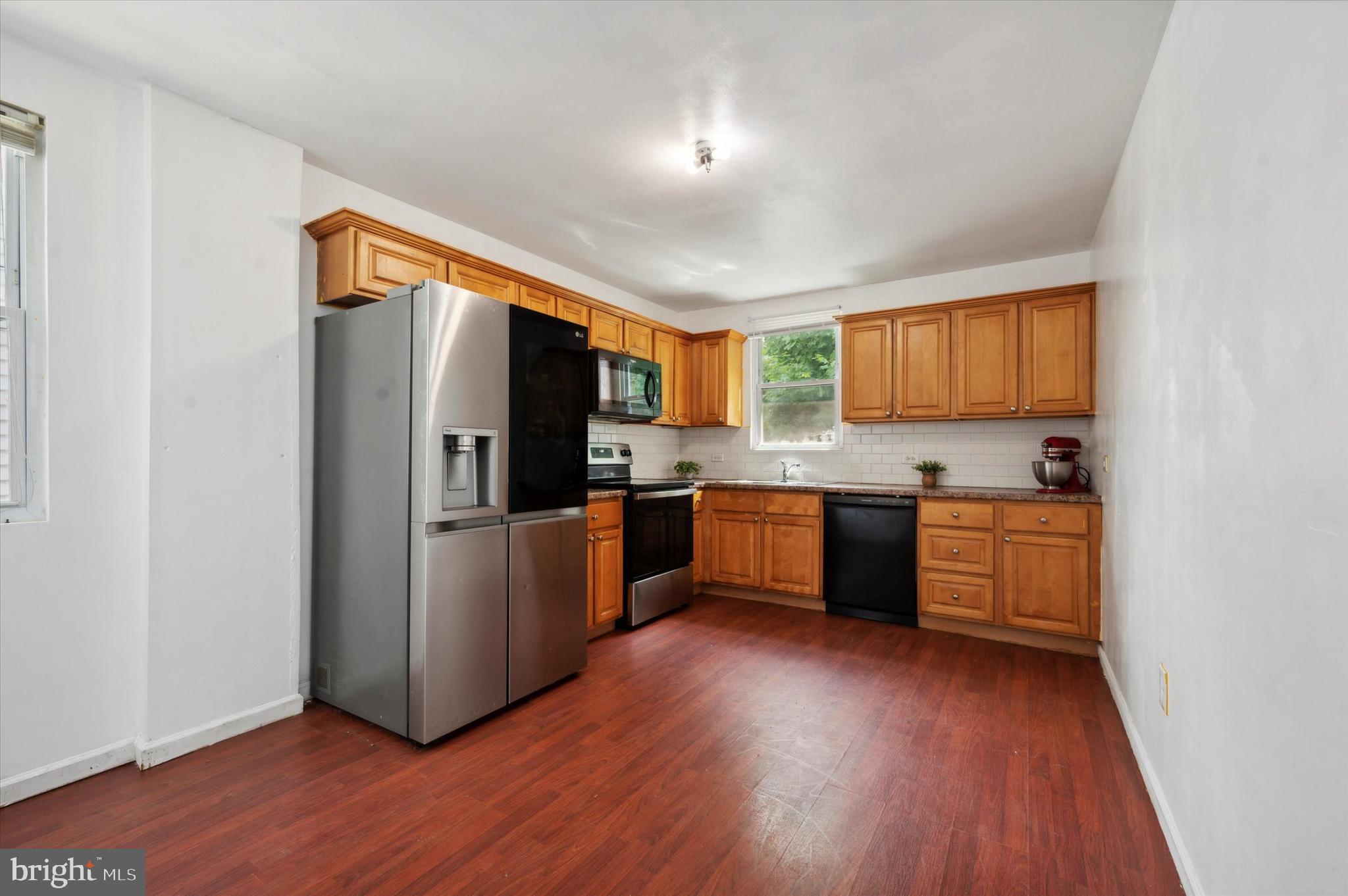 109 Kenmore Road Upper Darby, PA 19082 - Photo 9 of 21 Kitchen