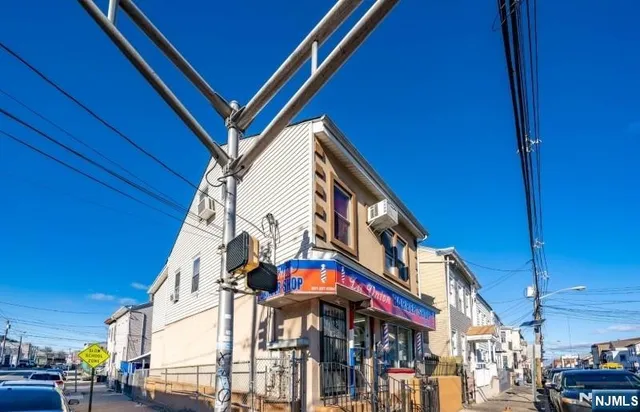 $539,999 | 538 Summer Street, Paterson, NJ 07501