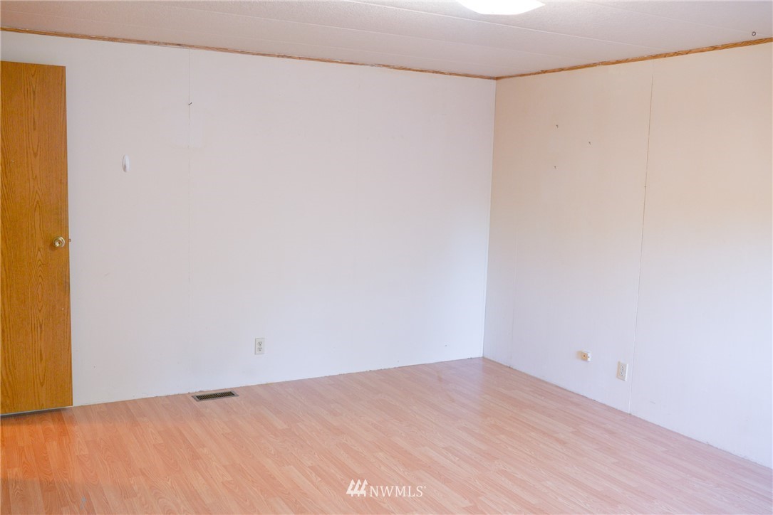 4673 Julian Road Southwest Port Orchard, WA 98367 - Photo 23 of 24 Gallery Image 23