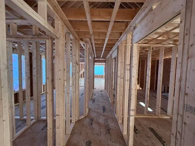 $854,000 | 117 Merrimack Street, Hooksett, NH 03106