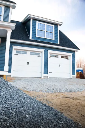 $854,000 | 117 Merrimack Street, Hooksett, NH 03106