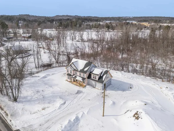 $854,000 | 117 Merrimack Street, Hooksett, NH 03106