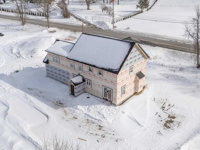 $854,000 | 117 Merrimack Street, Hooksett, NH 03106