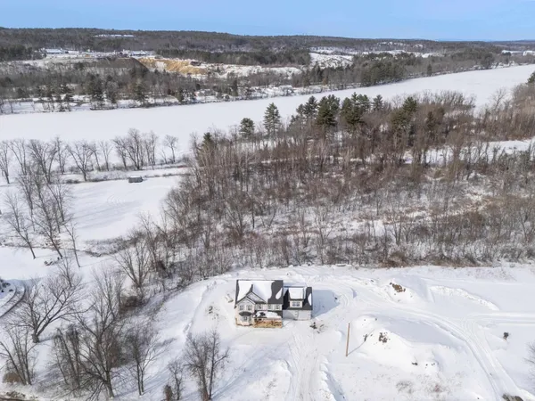 $854,000 | 117 Merrimack Street, Hooksett, NH 03106