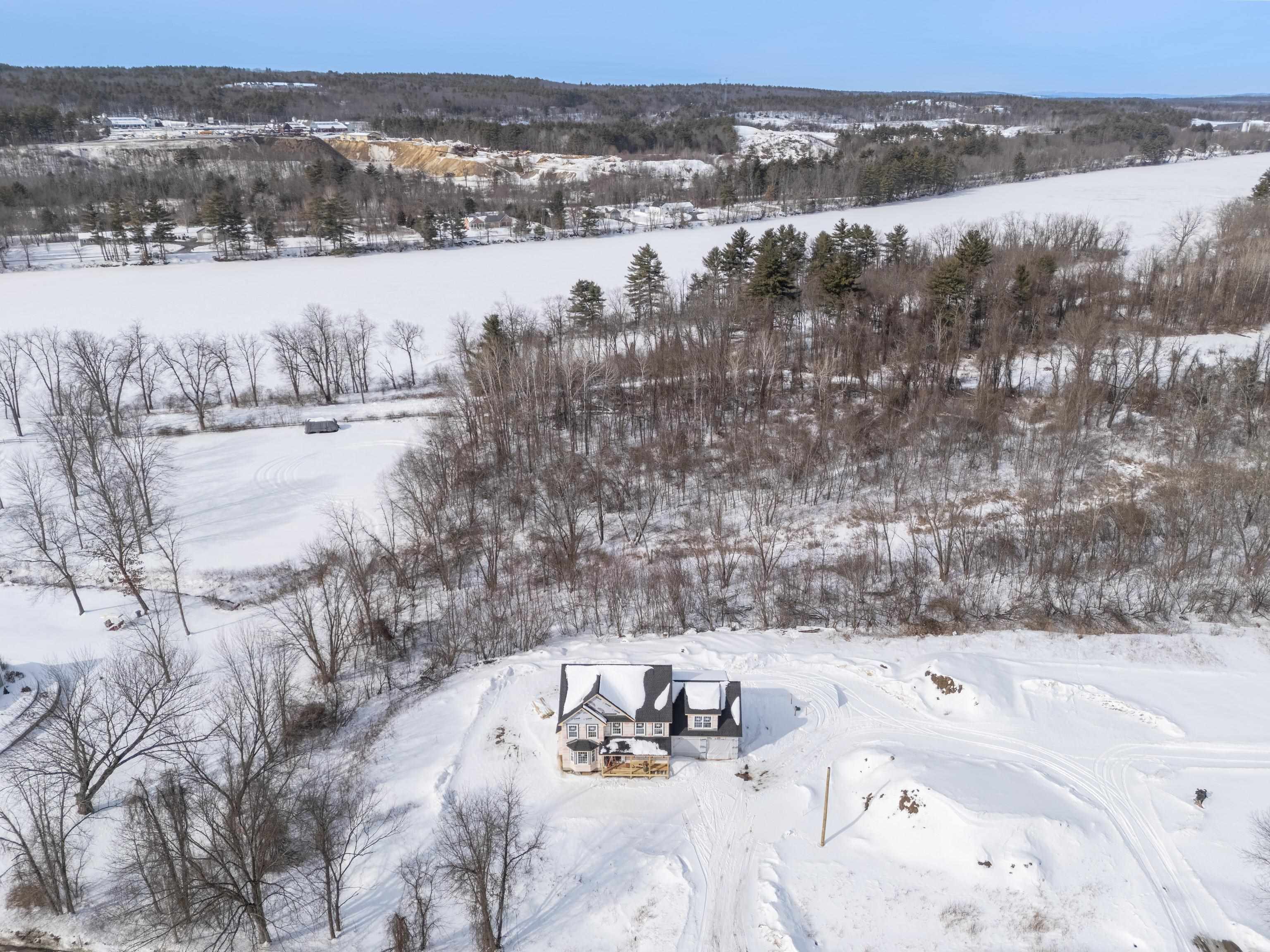 117 Merrimack Street Hooksett, NH 03106 - Photo 7 of 27