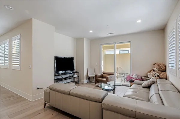 $15,750 | 20532 Birmingham Way, Porter Ranch, CA 91326
