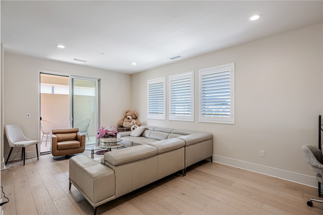 20532 Birmingham Way Porter Ranch, CA 91326 - Photo 37 of 71