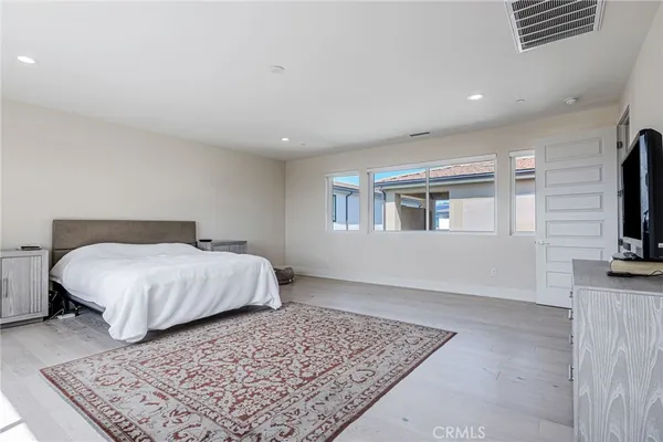 $15,750 | 20532 Birmingham Way, Porter Ranch, CA 91326