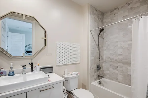 $15,750 | 20532 Birmingham Way, Porter Ranch, CA 91326