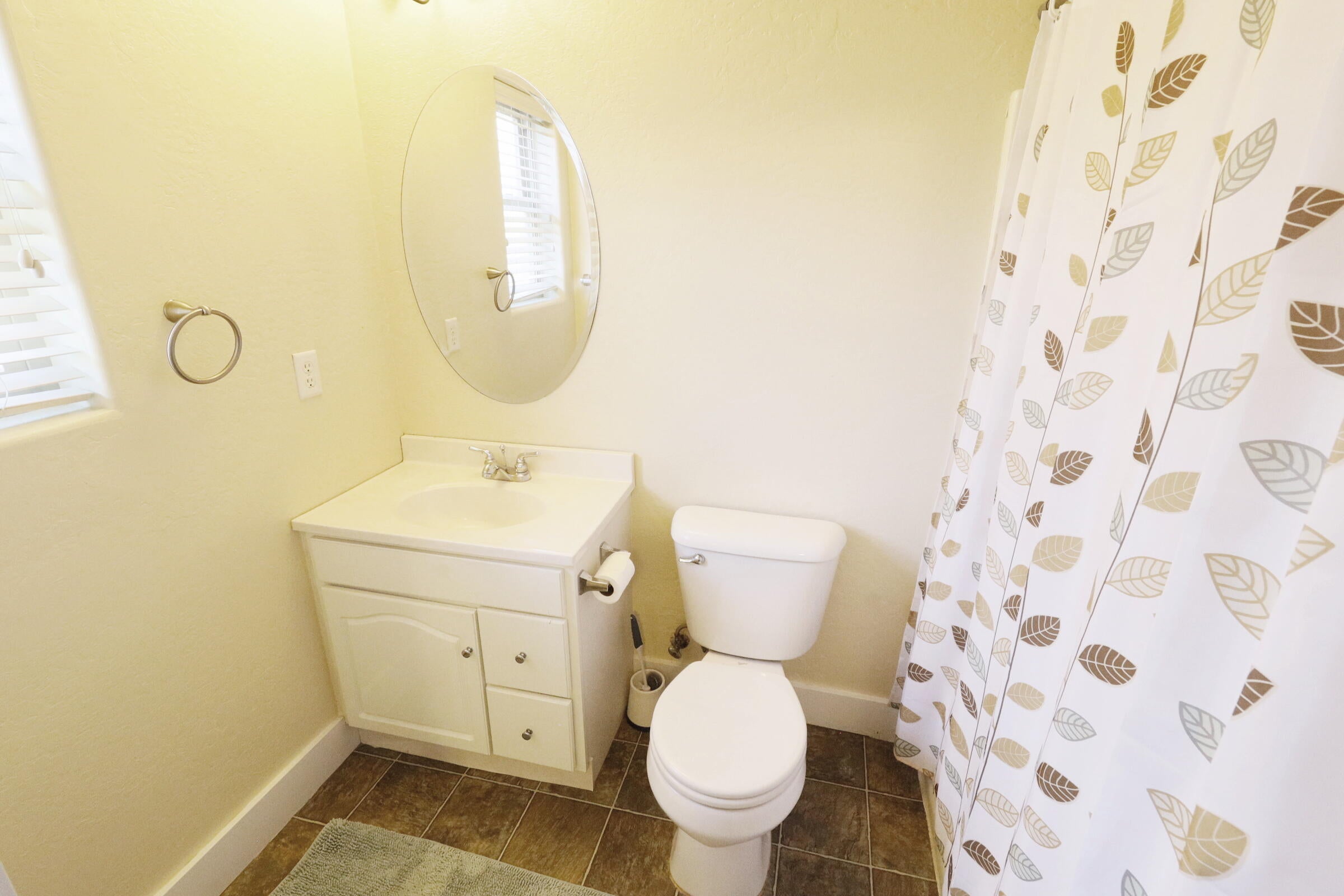 2210 East Barnett Road, Unit 2 Medford, OR 97504 - Photo 21 of 23 _MG_4953