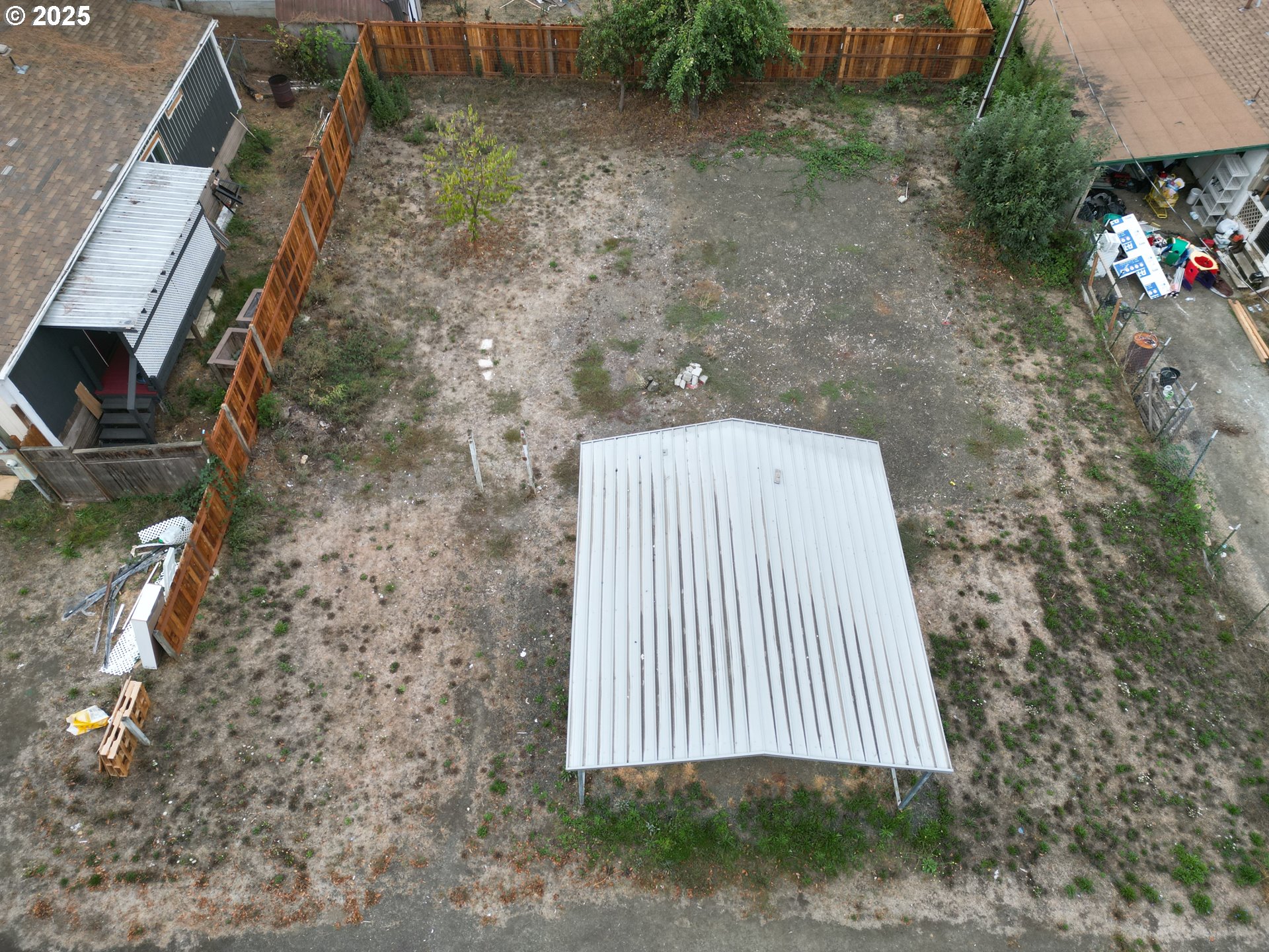 271 Southeast Robinson Street Winston, OR 97496 - Photo 15 of 20