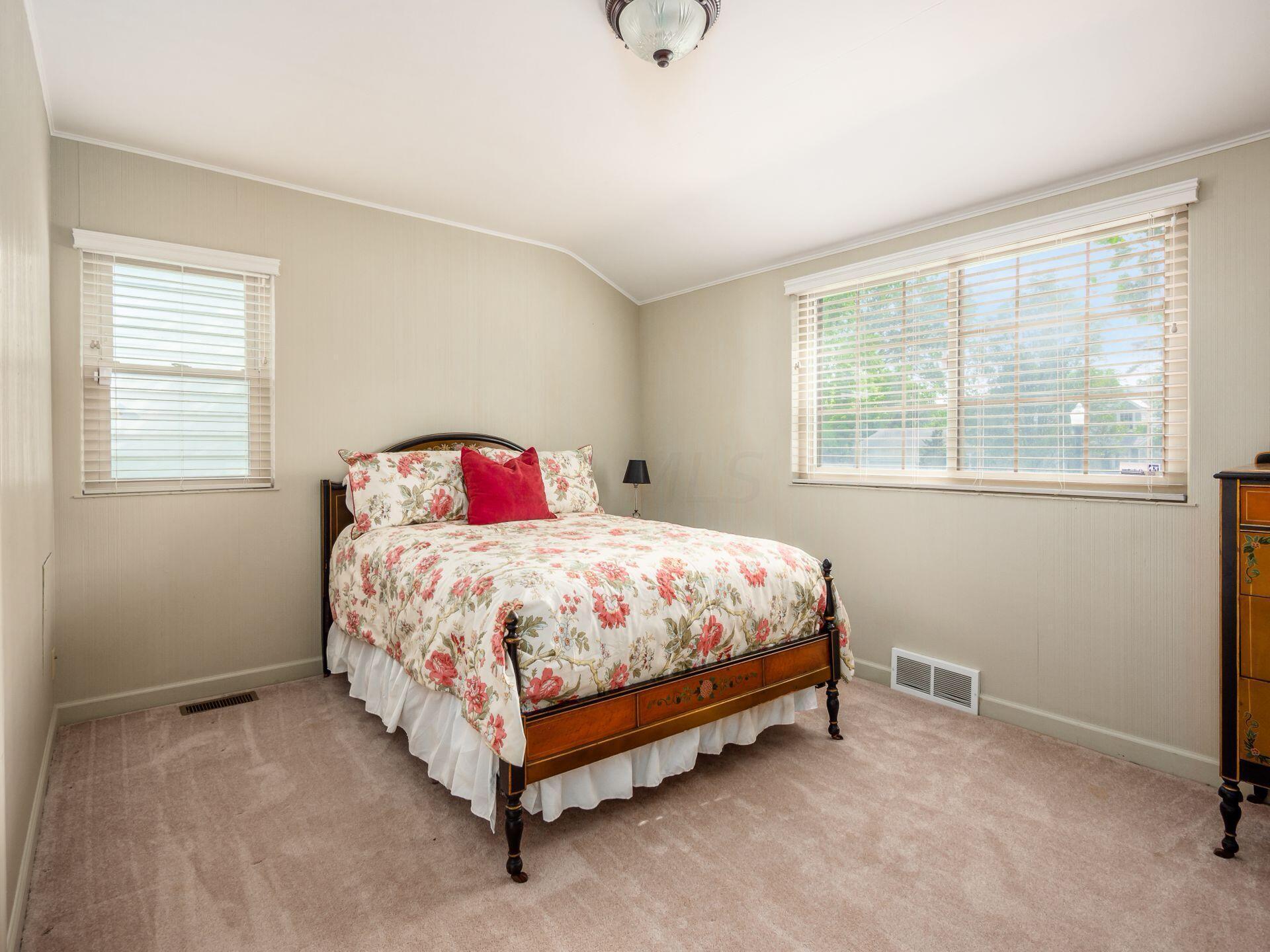 363 South Kellner Road Columbus, OH 43209 - Photo 30 of 72 First Floor Bedroom