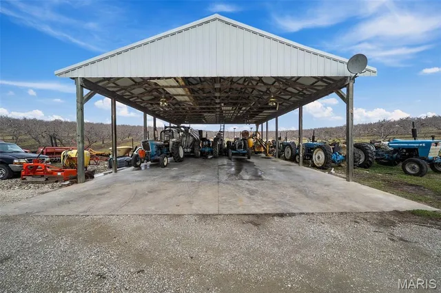 $5,980,000 | 15972 State Highway 47, Marthasville, MO 63357