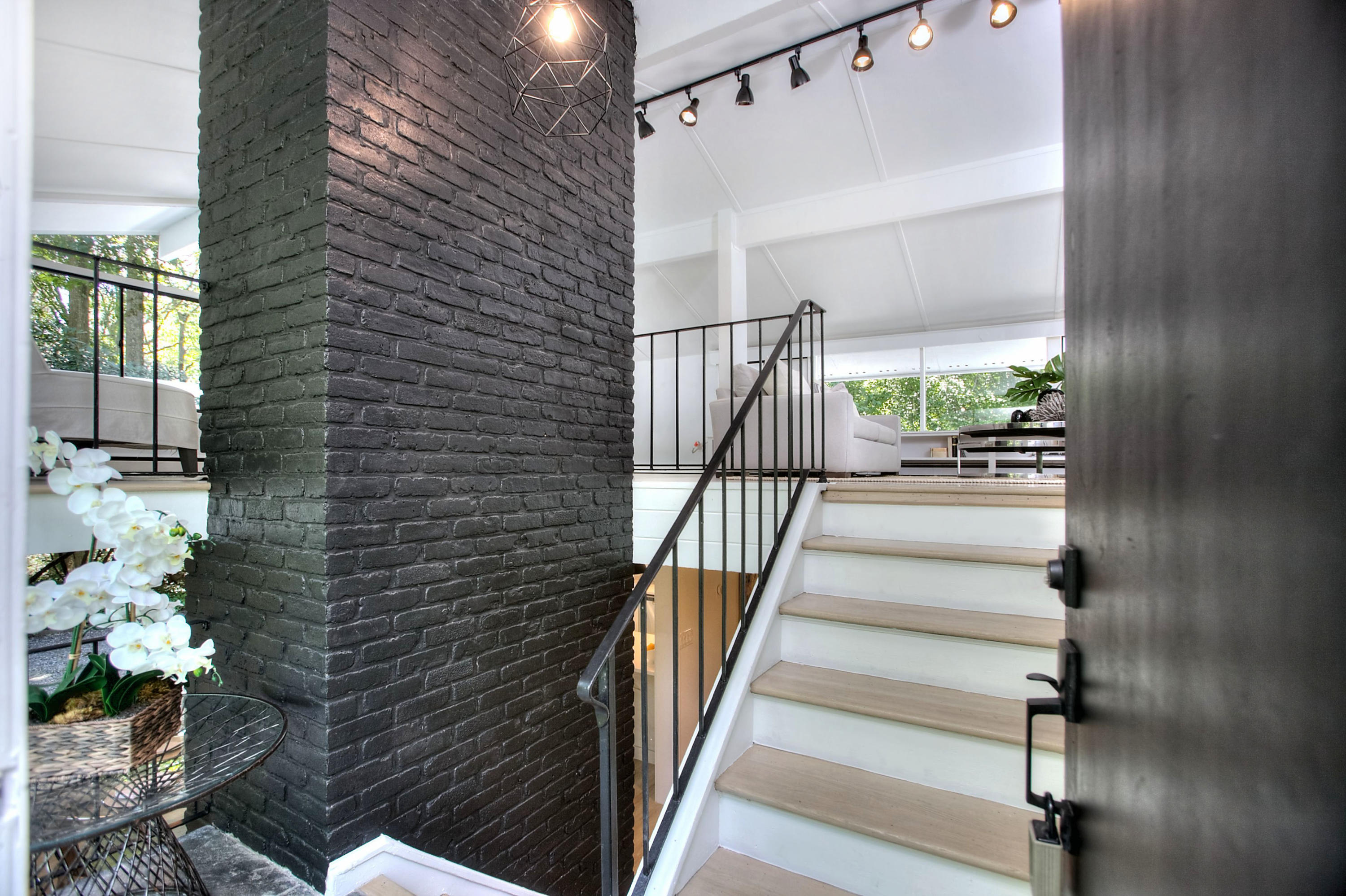 1160 Smith Ridge Road New Canaan, CT 06840 - Photo 4 of 32 a view of entryway with wooden floor